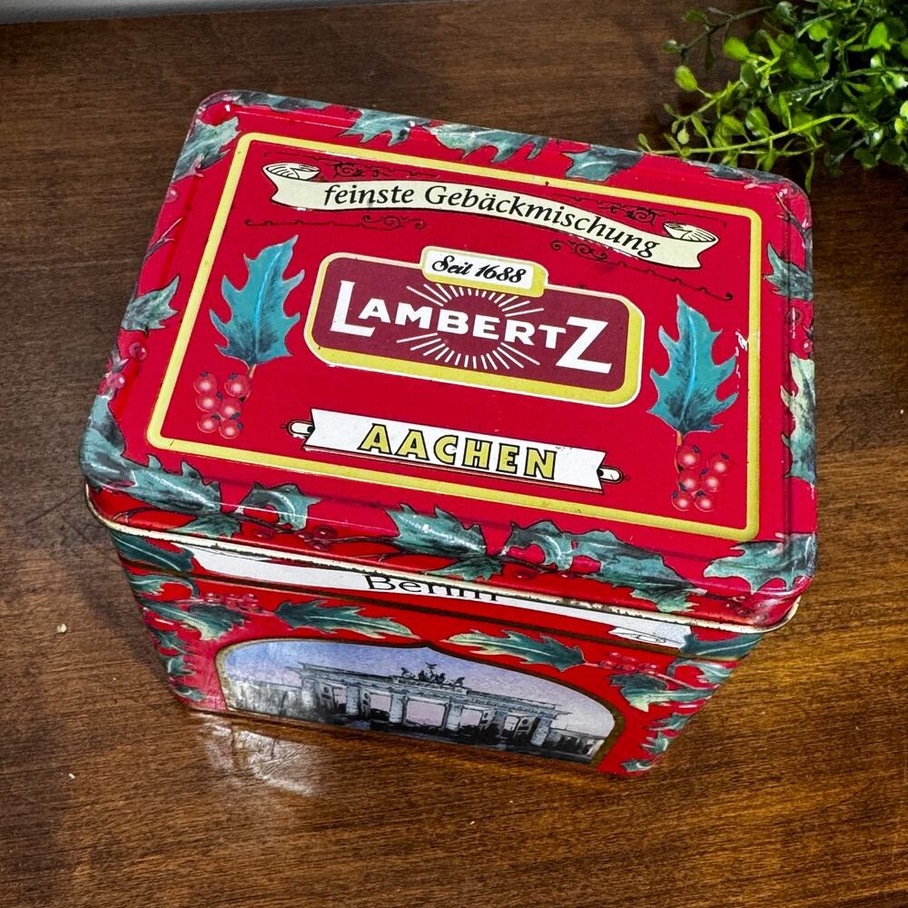 Vintage Lambertz German Cookie Tin Music Box 3.5x4.5 Christmas - Picture 5 of 8